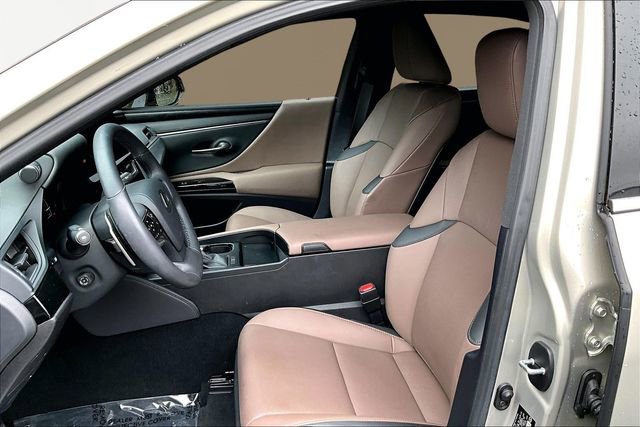 Used 2024 Lexus ES 350 w/ Premium Package image 15