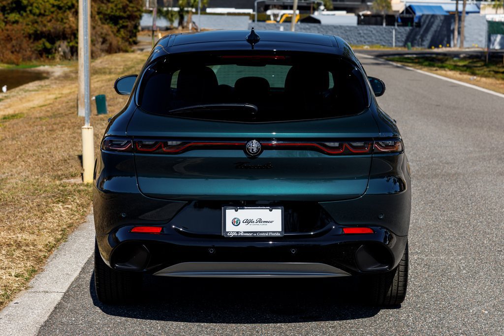 New 2026 Alfa Romeo Tonale w/ Active Assist Package AWD/4WD image 4