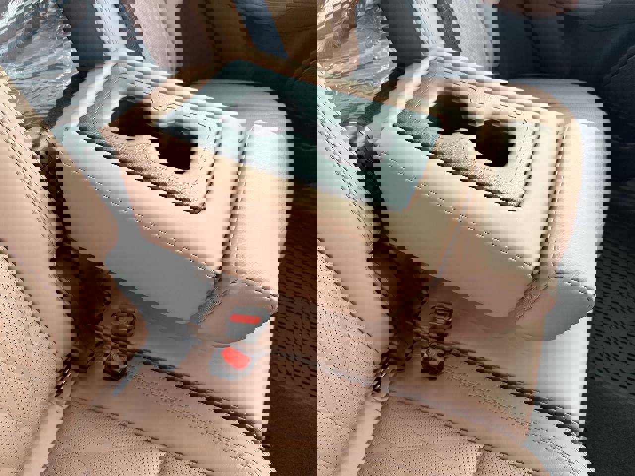 Used 2025 Mitsubishi Outlander SEL image 40