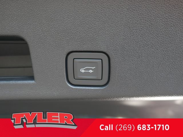 New 2026 Chevrolet Traverse RS w/ LPO, Floor Liner Package image 20