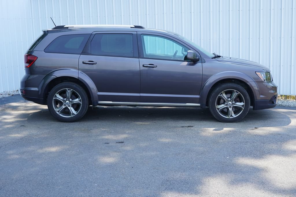 Used 2018 Dodge Journey Crossroad AWD/4WD image 2