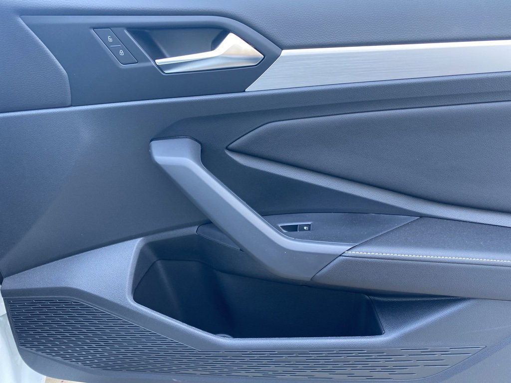 New 2025 Volkswagen Jetta Sport image 24