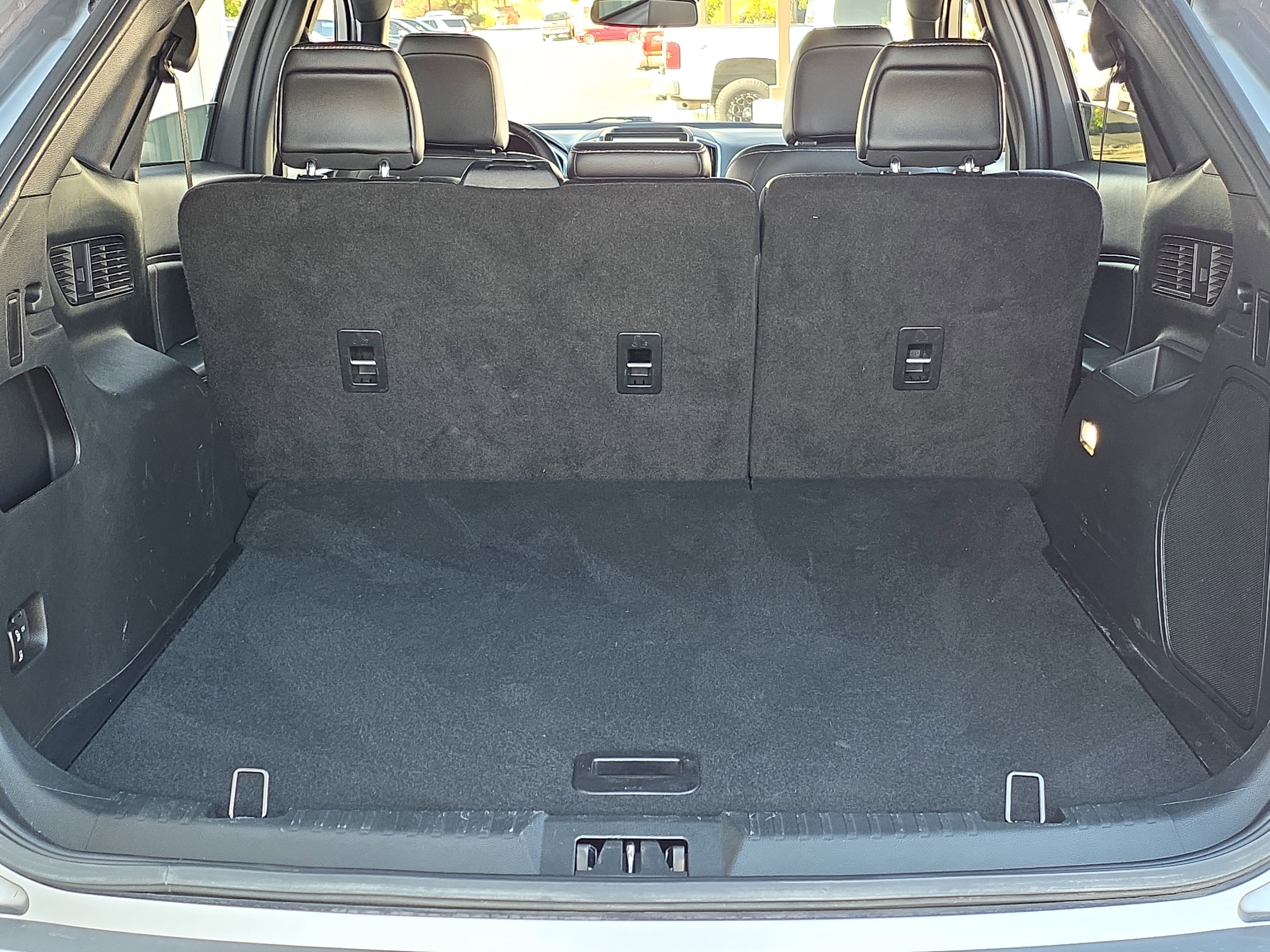 Used 2021 Ford Edge ST w/ Equipment Group 401A image 8