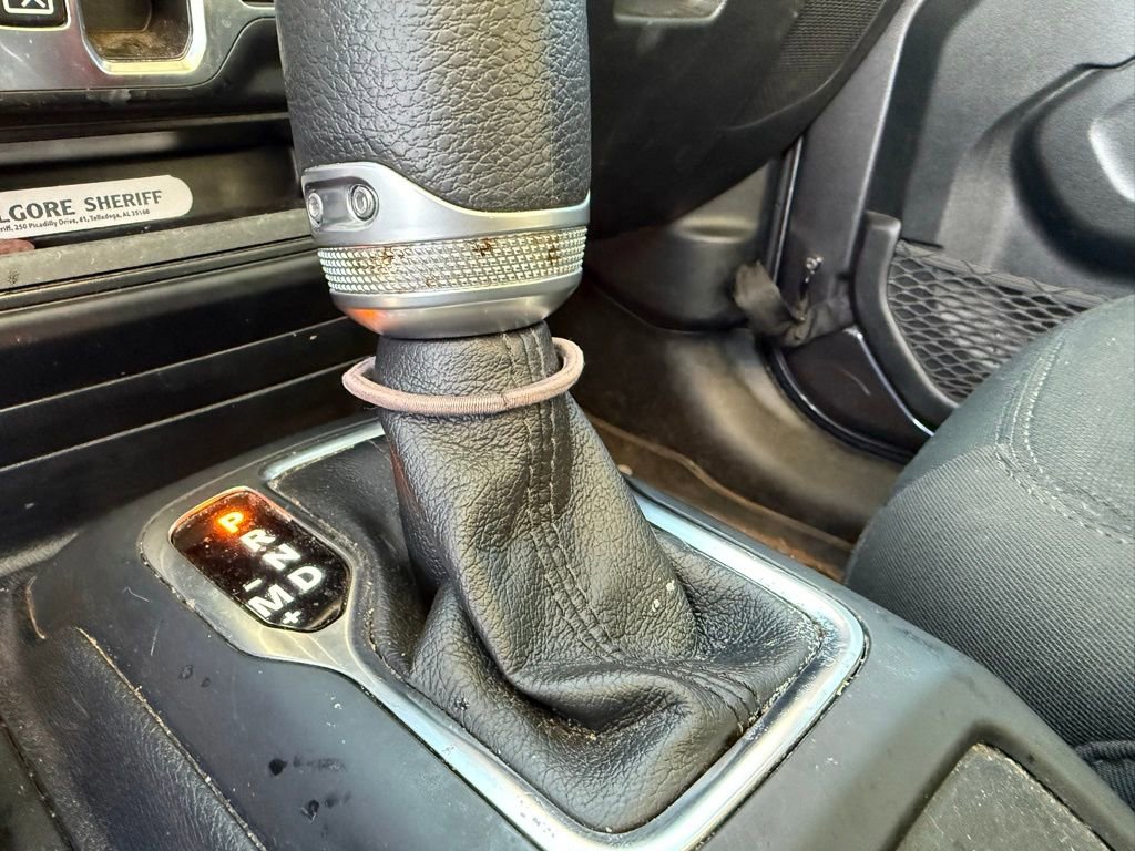 Used 2021 Jeep Gladiator Willys image 22