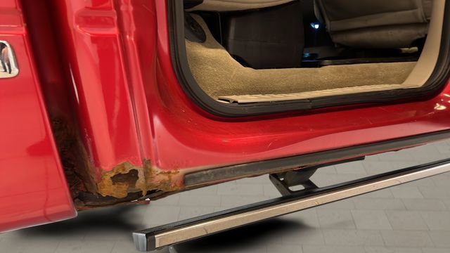 Used 2010 Ford F150 Lariat image 19