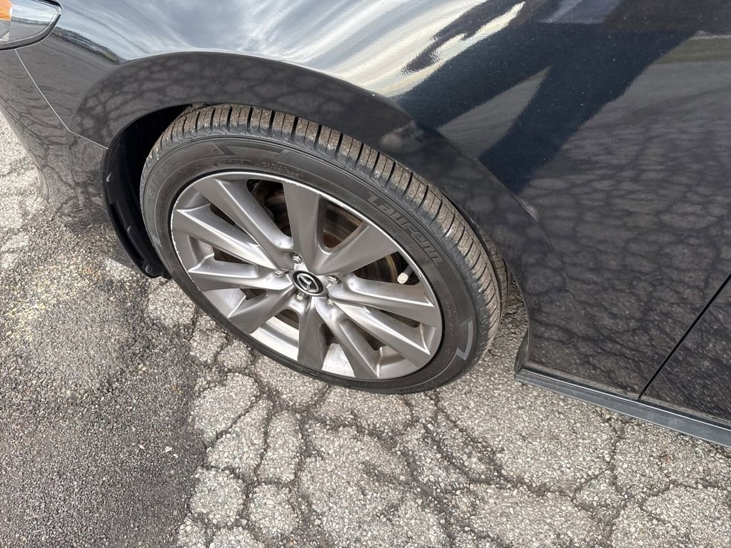 Used 2019 MAZDA MAZDA3 AWD Sedan w/ Preferred Package image 17