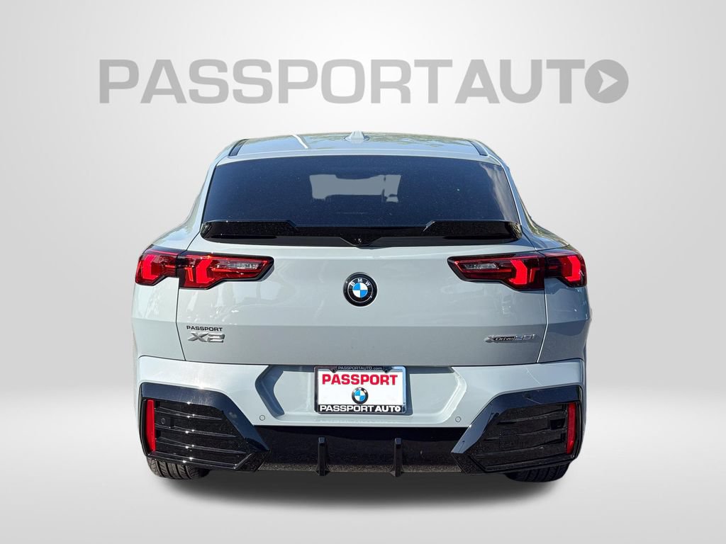 New 2026 BMW X2 xDrive28i AWD/4WD image 5