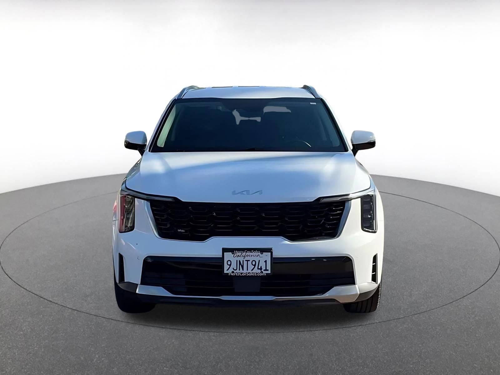 Used 2024 Kia Sorento S FWD image 4