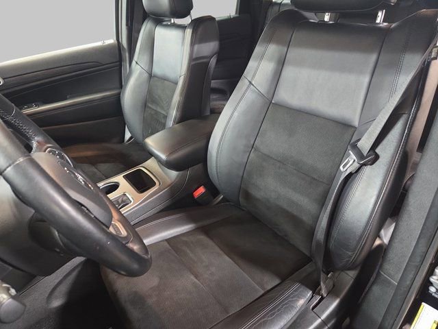 Used 2021 Jeep Grand Cherokee Laredo X image 18