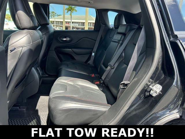 Used 2019 Jeep Cherokee Trailhawk image 15