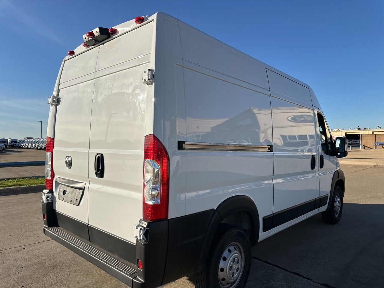 Used 2023 RAM ProMaster 2500 image 7