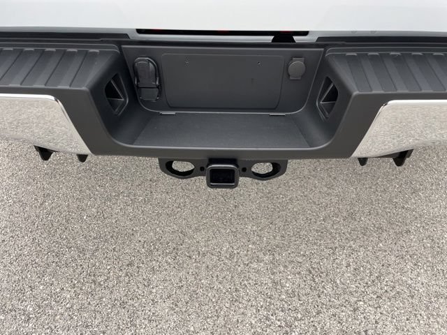 New 2026 Ford F350 XL AWD/4WD image 16