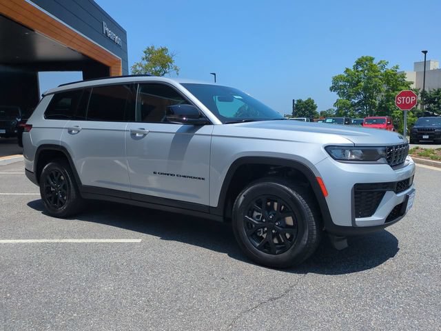 New 2026 Jeep Grand Cherokee L 4WD image 2