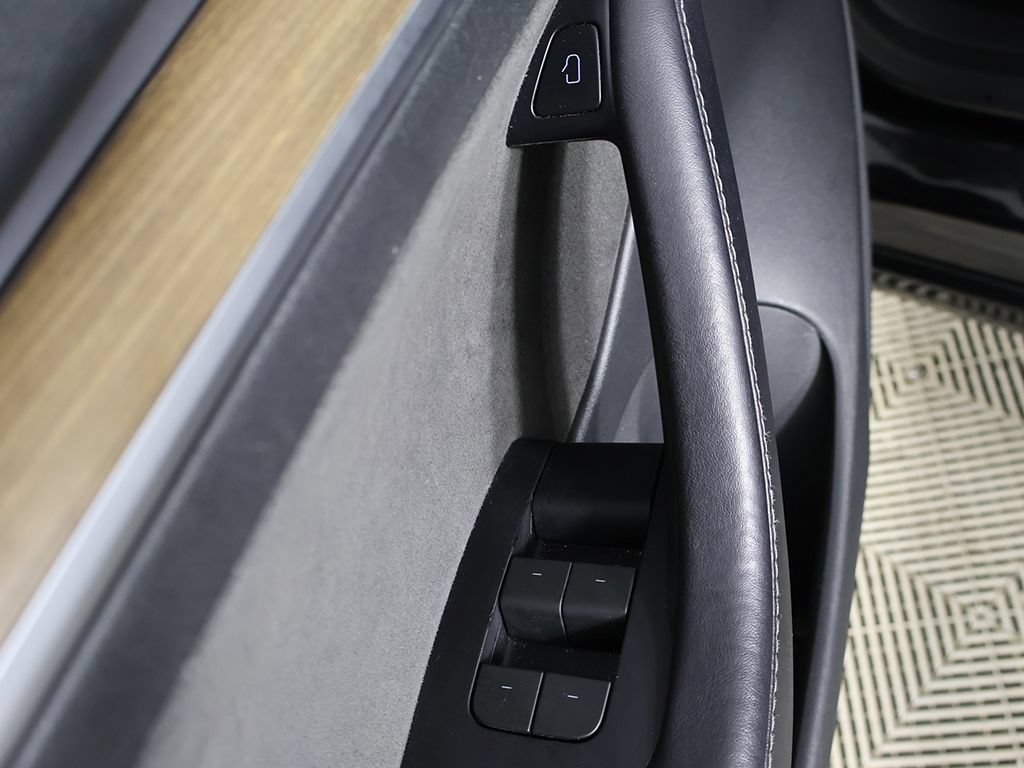 Used 2023 Tesla Model 3 Standard Range RWD image 33