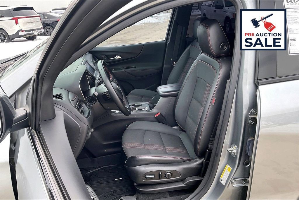 Used 2024 Chevrolet Equinox RS w/ LPO, Floor Liner Package image 9