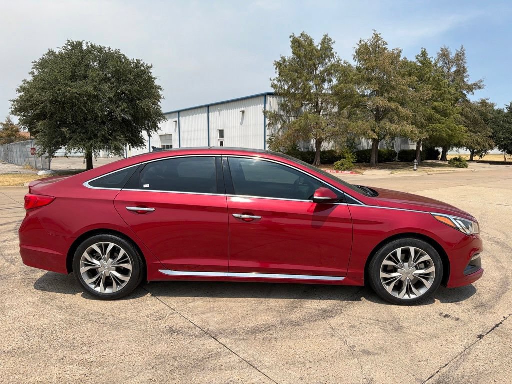Used 2017 Hyundai Sonata Limited 2.0T FWD image 4