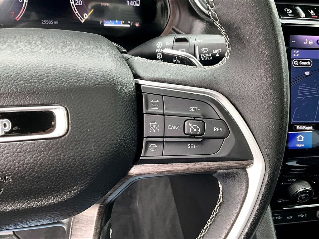 Used 2024 Jeep Grand Cherokee Limited AWD/4WD image 24