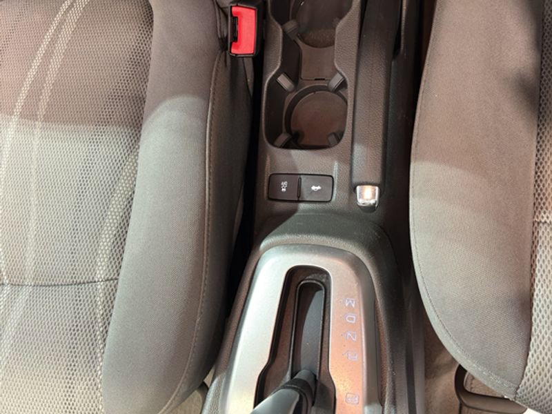 Used 2017 Chevrolet Sonic LT image 19