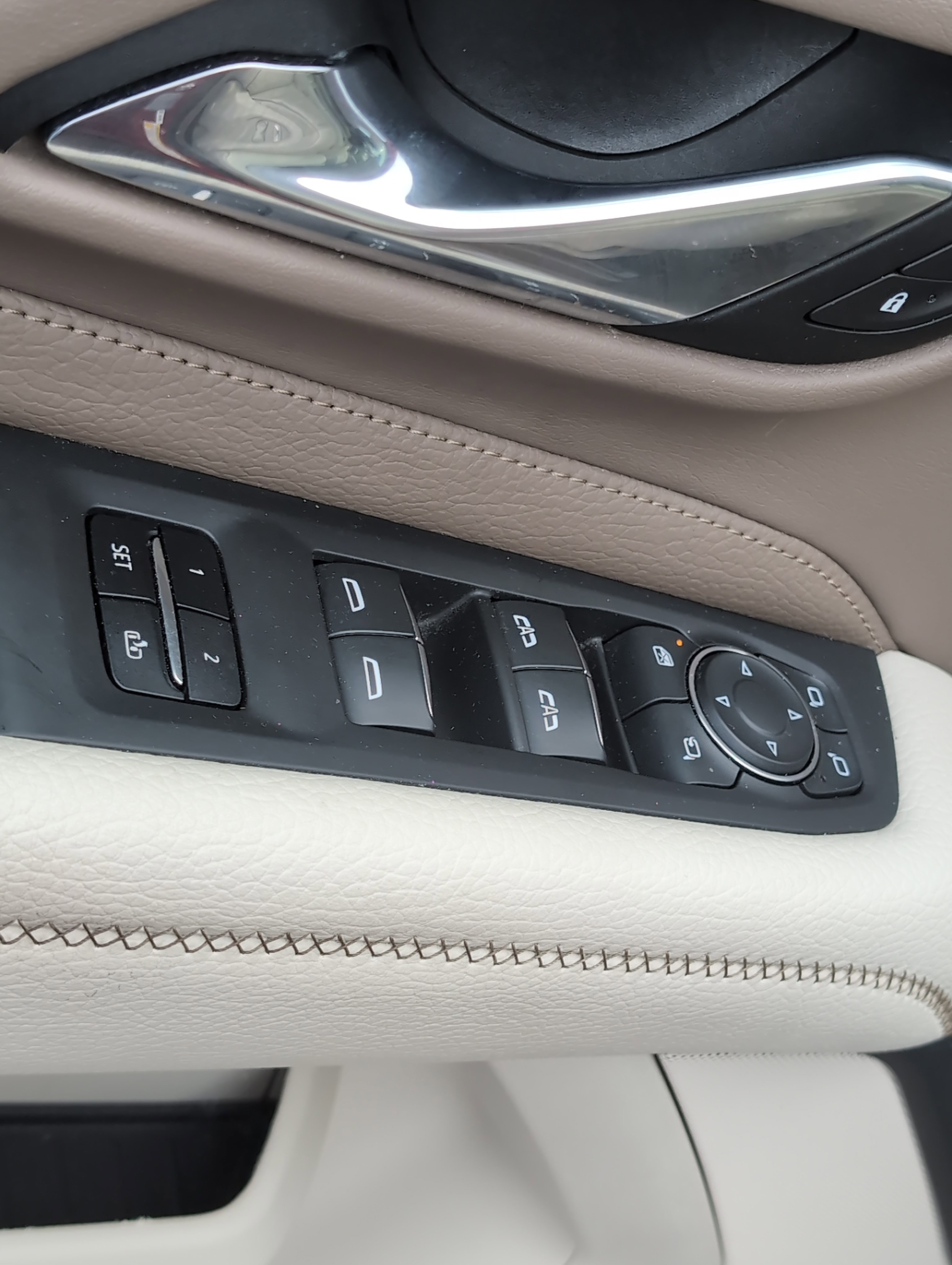 Used 2021 GMC Yukon Denali image 12