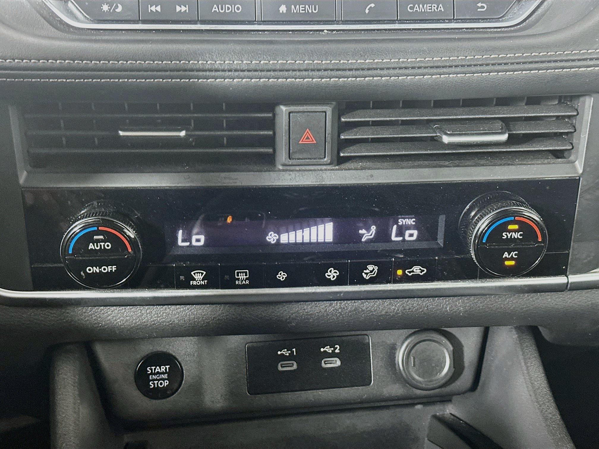 Used 2025 Nissan Rogue SV AWD/4WD image 23