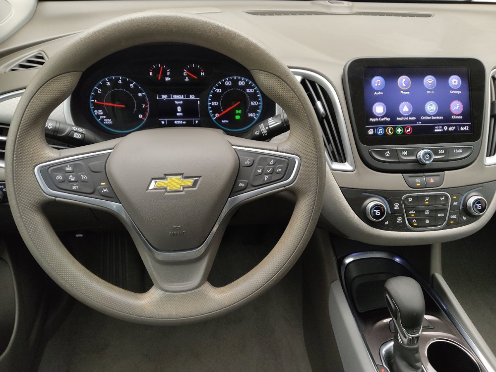 Used 2022 Chevrolet Malibu LT FWD image 22