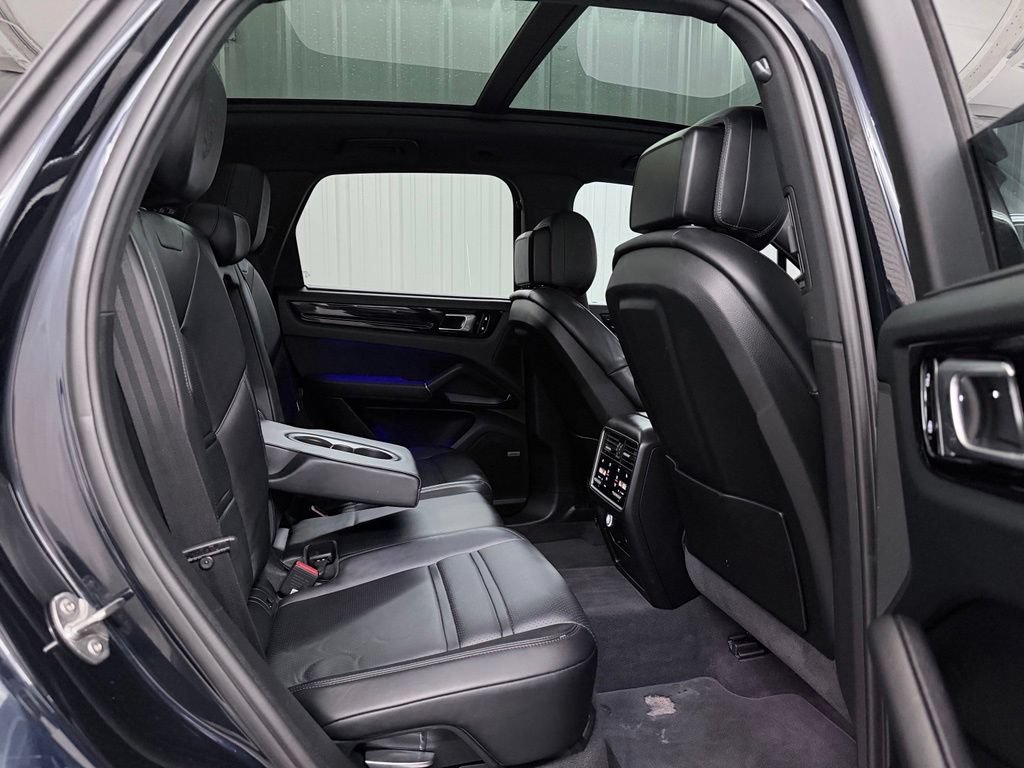 Used 2019 Porsche Cayenne S AWD/4WD image 34
