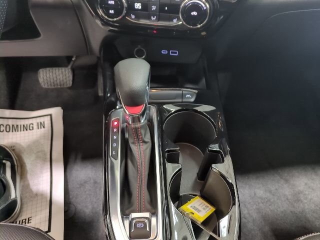 Used 2024 Chevrolet Trax RS w/ Sunroof Package image 14