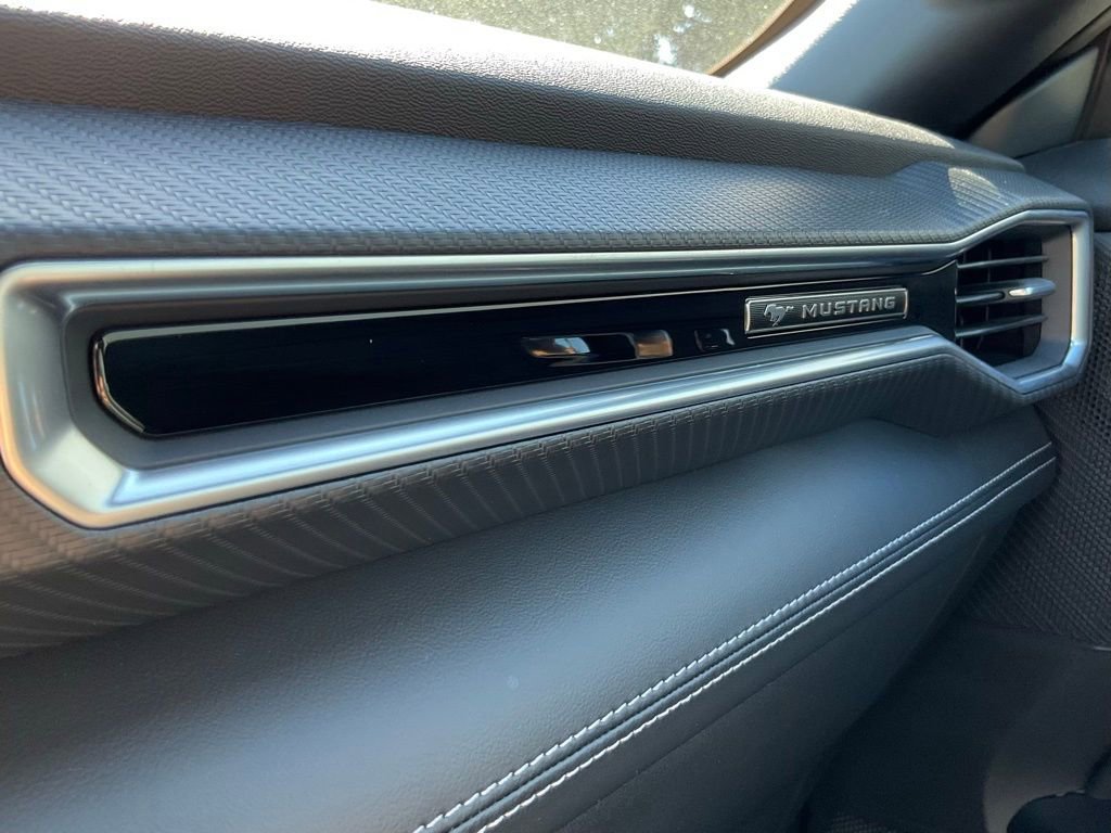 Used 2025 Ford Mustang GT Premium image 42