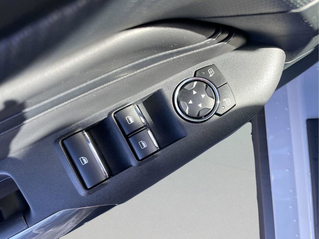 Used 2024 Ford Mustang GT Premium image 15