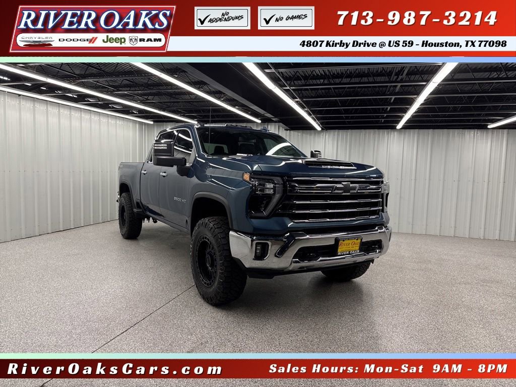 Used 2026 Chevrolet Silverado 3500 LTZ AWD/4WD image 1