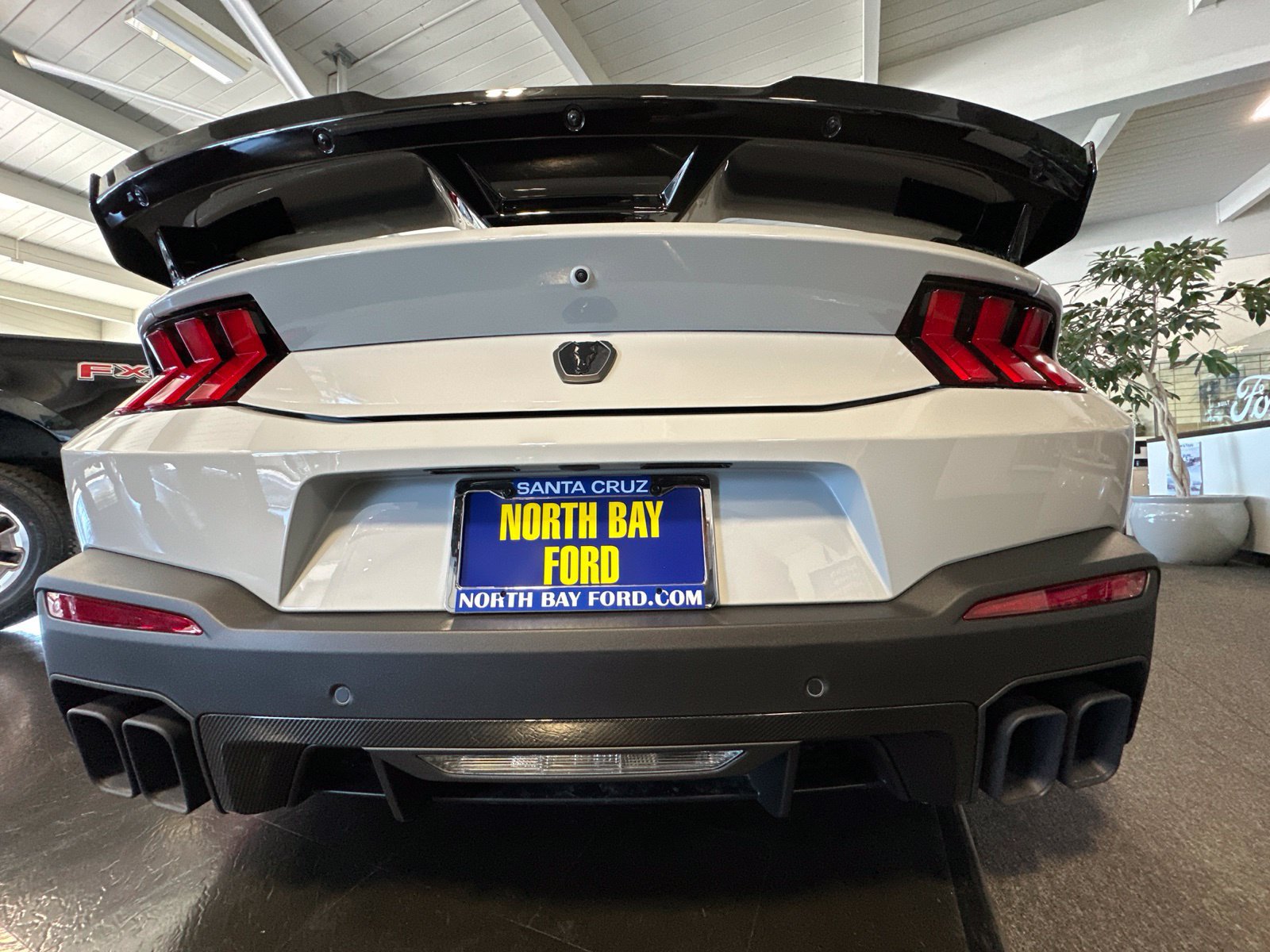 New 2026 Ford Mustang Dark Horse SC w/ Carbon Fiber Exterior Package RWD image 10