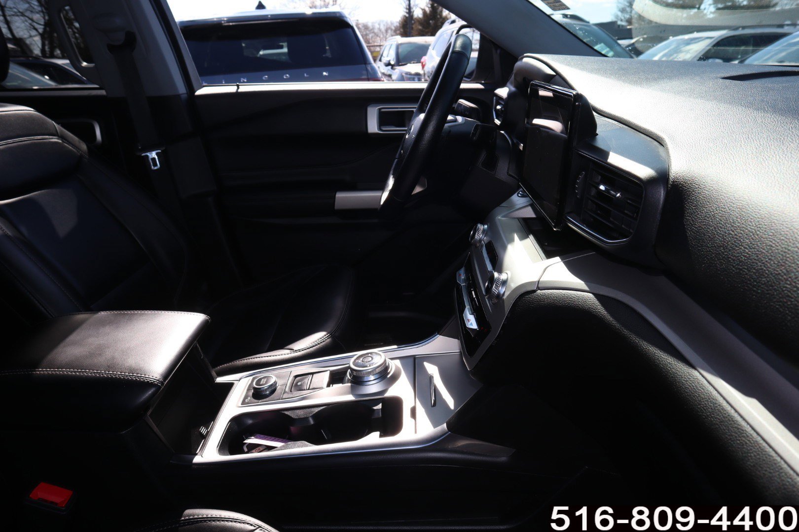 Used 2022 Ford Explorer XLT w/ Equipment Group 202A image 25