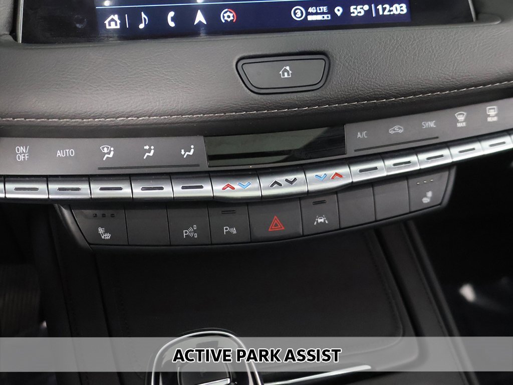 Used 2022 Cadillac XT4 Premium Luxury w/ Enhanced Visibility Package image 5