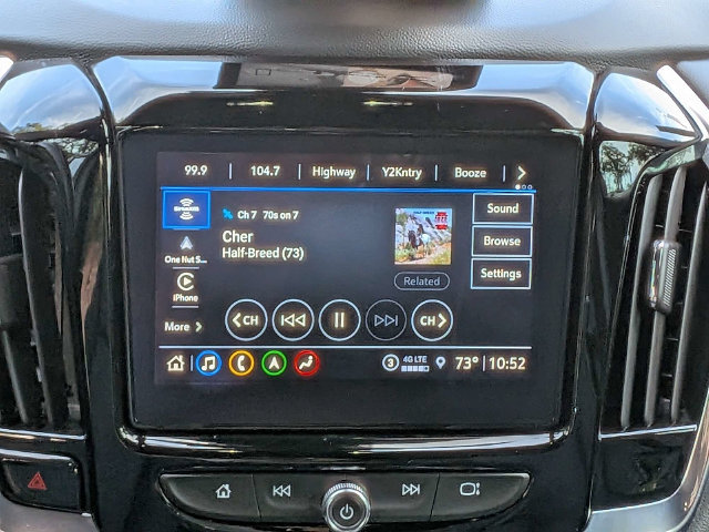 Used 2023 Chevrolet Traverse Premier FWD image 21
