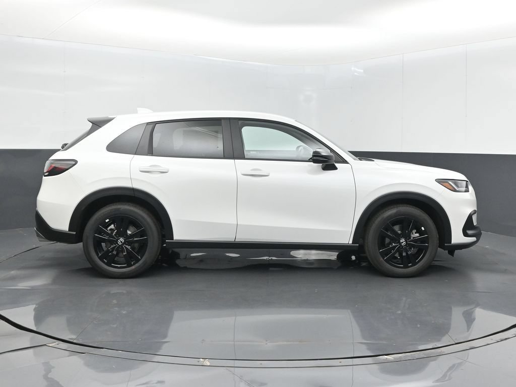New 2027 Honda HR-V Sport image 5