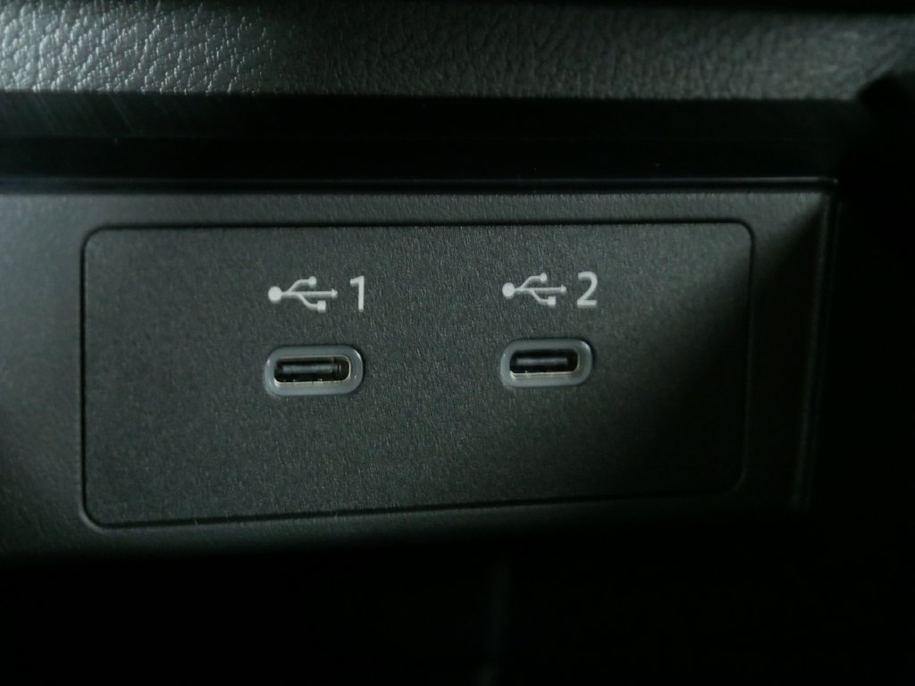 New 2027 Nissan Kicks SV AWD/4WD image 31