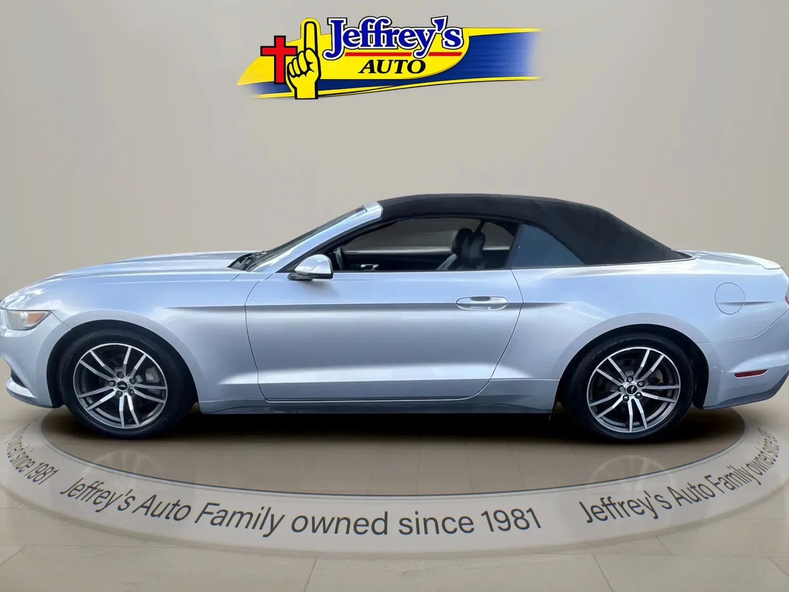Used 2016 Ford Mustang Premium RWD image 2