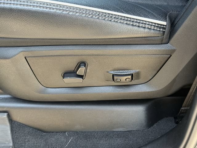 Used 2025 RAM 3500 Laramie AWD/4WD image 24