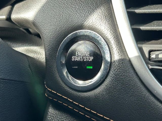 Used 2021 Chevrolet Trax LT w/ Driver Confidence Package image 26