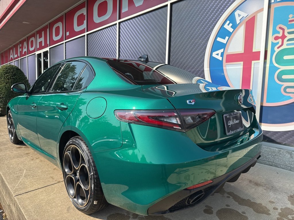 New 2025 Alfa Romeo Giulia AWD w/ Driving Assist Package image 4