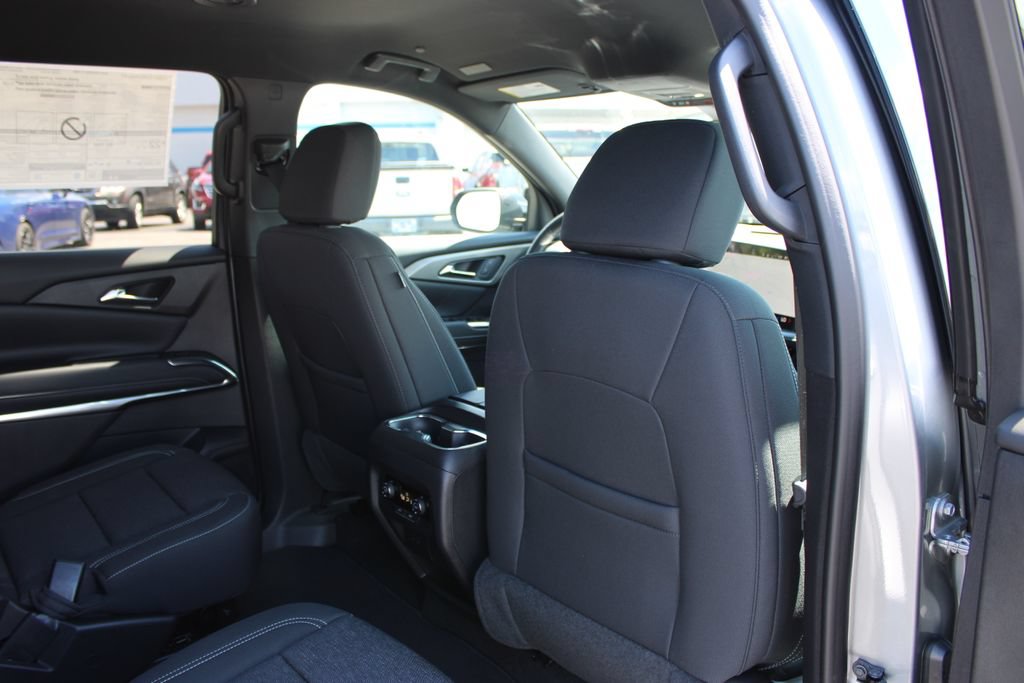 New 2026 Chevrolet Traverse LT w/ Midnight/Sport Edition FWD image 34