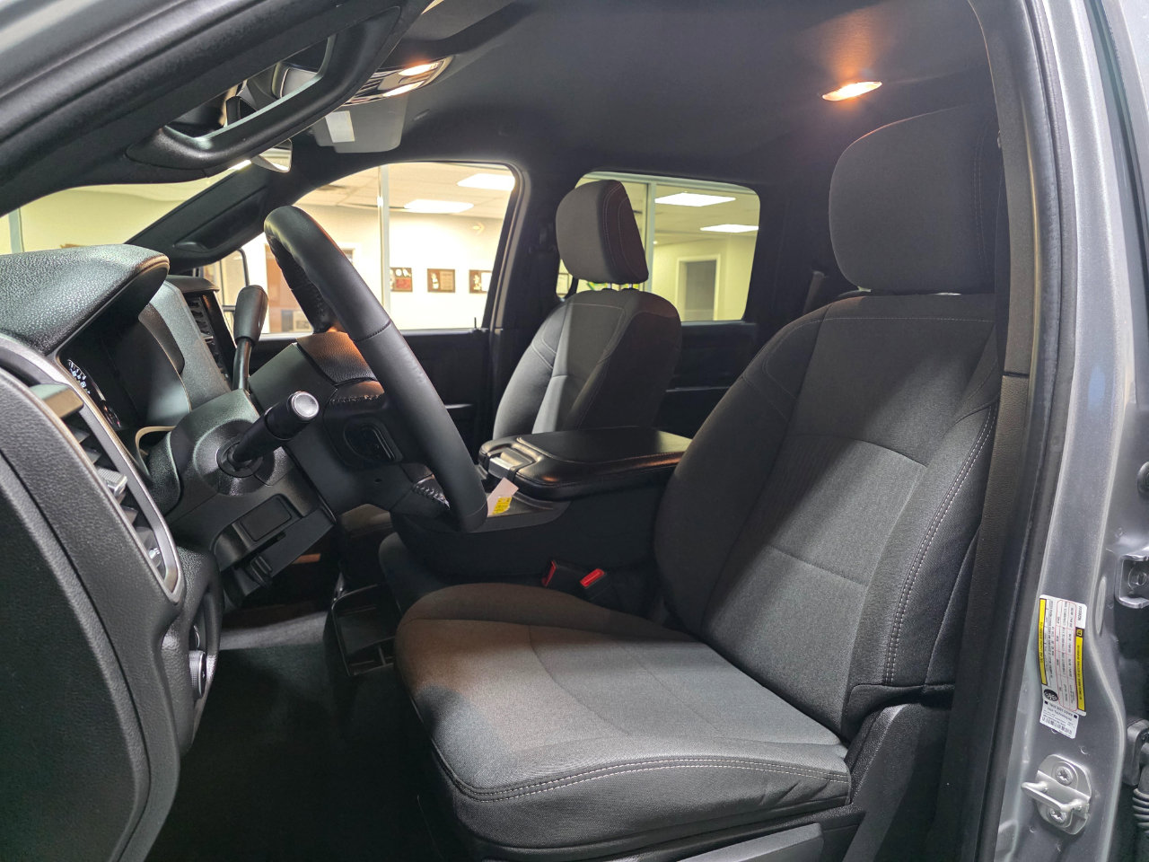 Used 2024 RAM 3500 Tradesman w/ Safety Group image 15