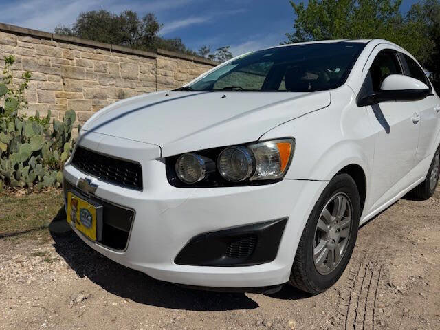Used 2012 Chevrolet Sonic LT FWD image 3