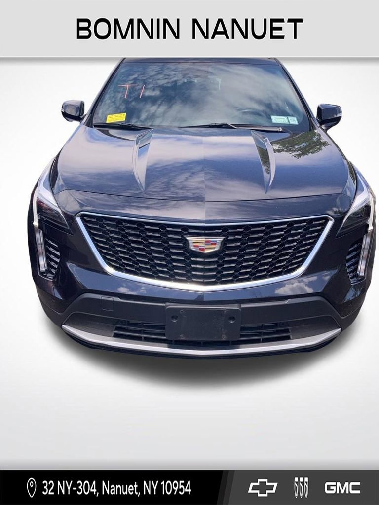 Used 2023 Cadillac XT4 Premium Luxury w/ Cold Weather Package AWD/4WD image 1