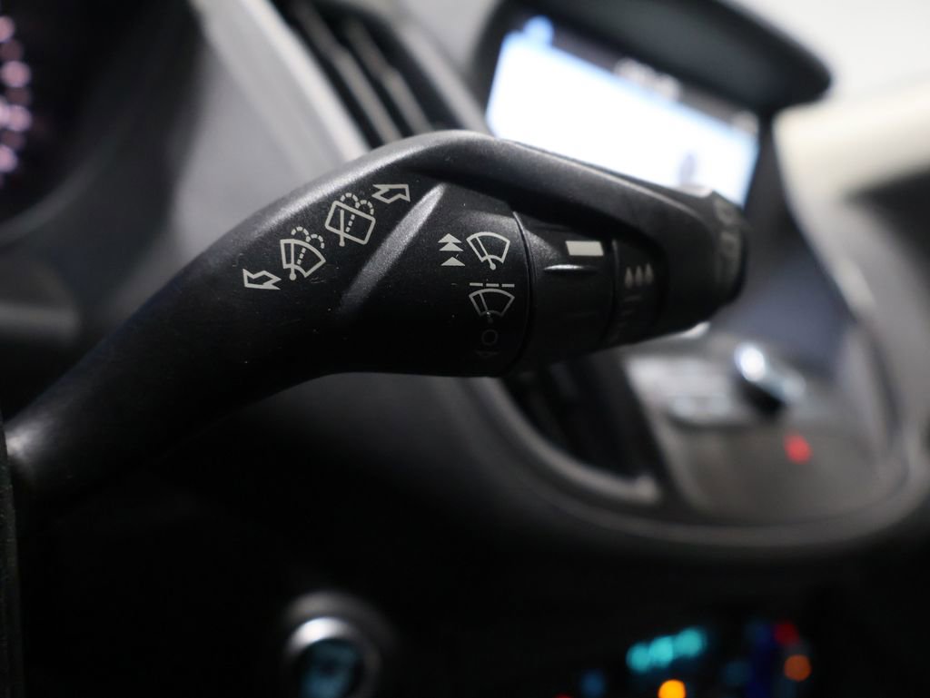 Used 2019 Ford Escape SE image 34