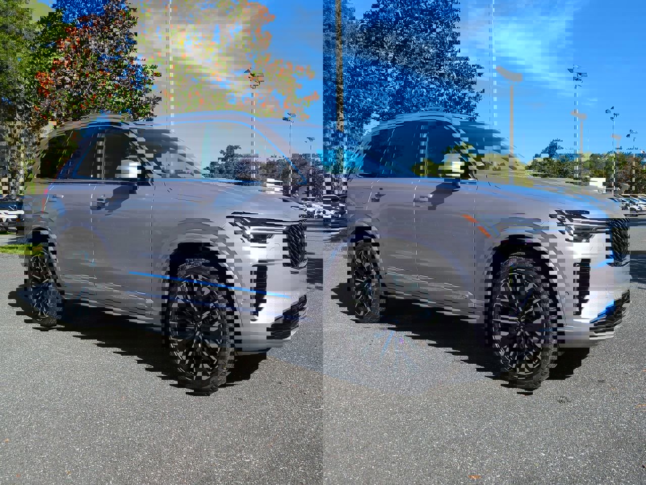 New 2026 Volvo XC90 T8 Plus image 2