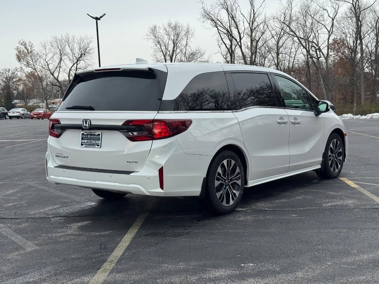 Certified 2026 Honda Odyssey Elite image 3