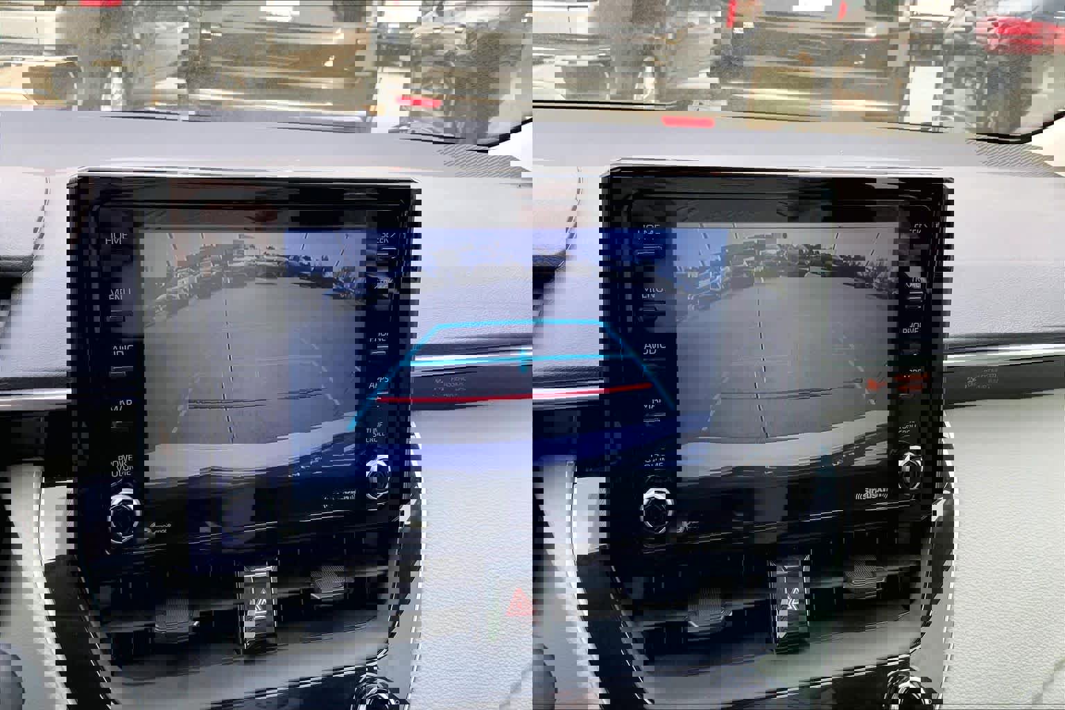 Used 2022 Toyota Corolla LE image 28