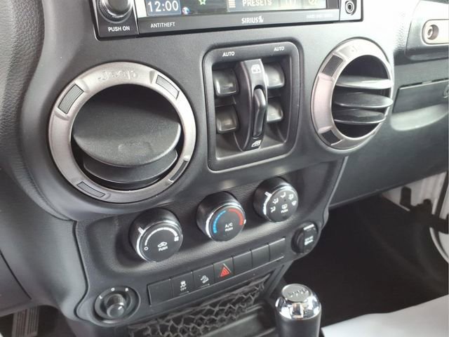 Used 2016 Jeep Wrangler Unlimited Sport w/ Quick Order Package 24S image 16