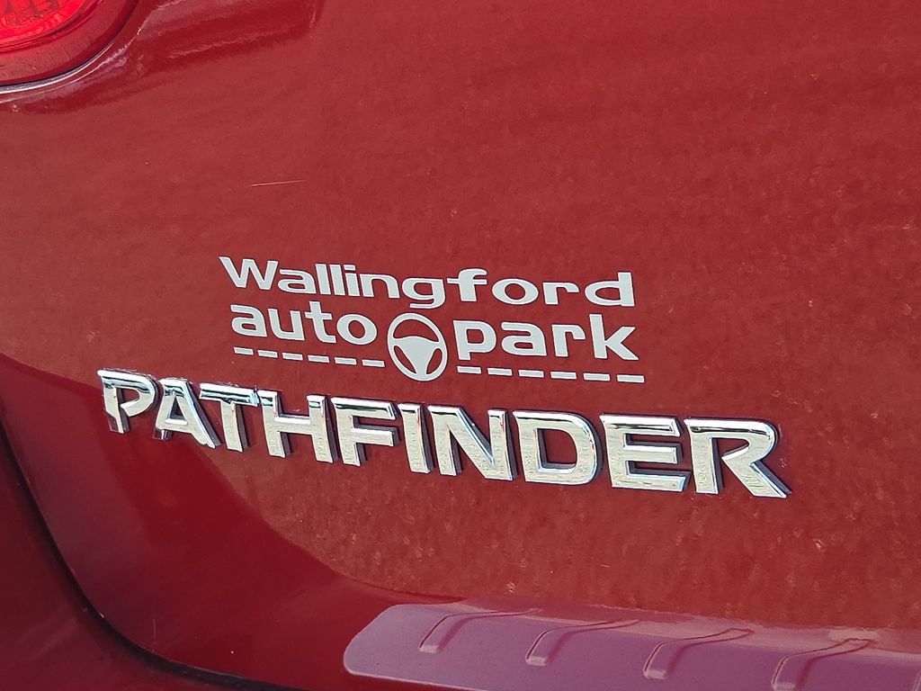 Used 2020 Nissan Pathfinder SV AWD/4WD image 29